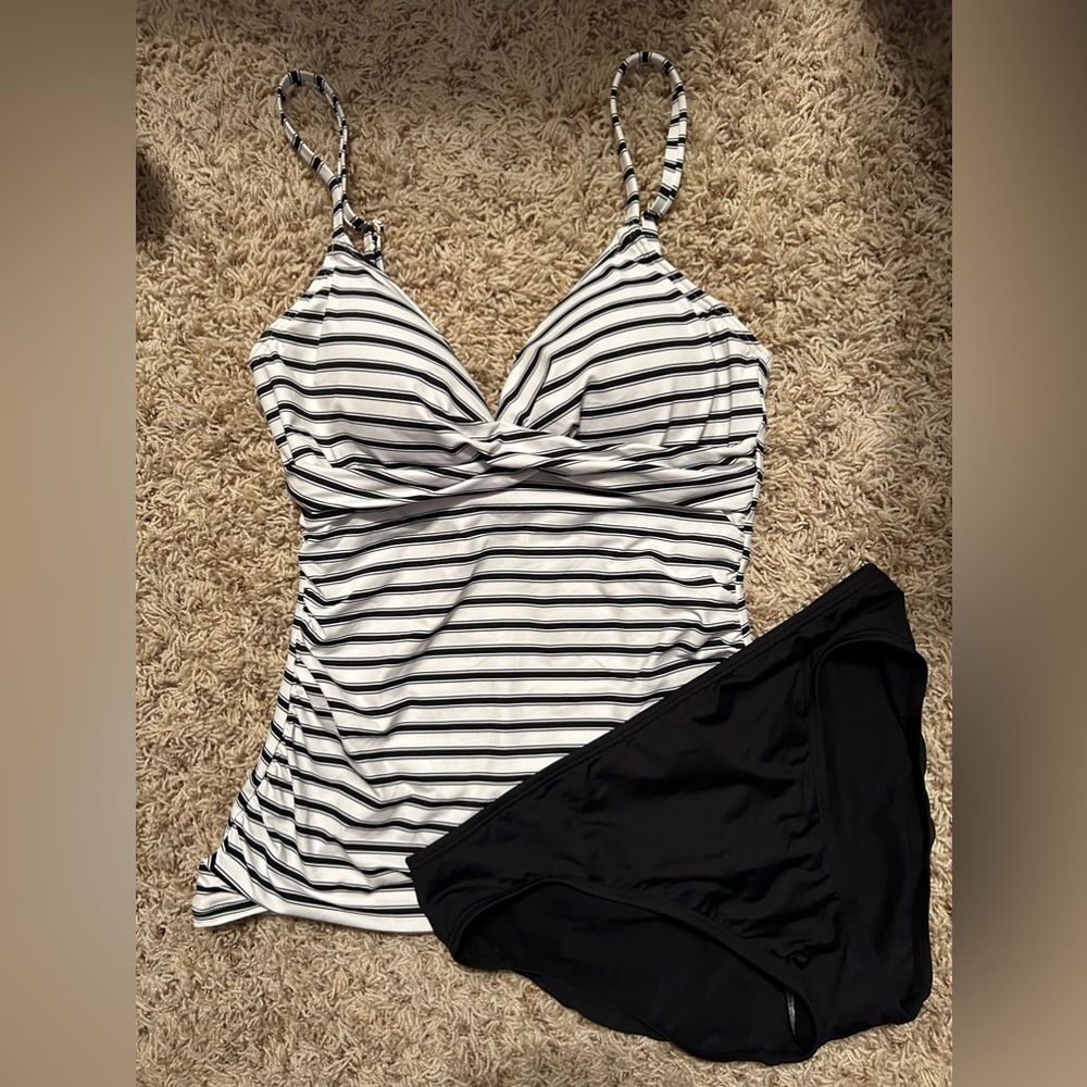 Lauren Ralph Lauren- Black and White Striped Tankini Set - Size 8